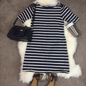 Gap 3/4 Sleeve Navy and White Boat Neck Dress (XS)